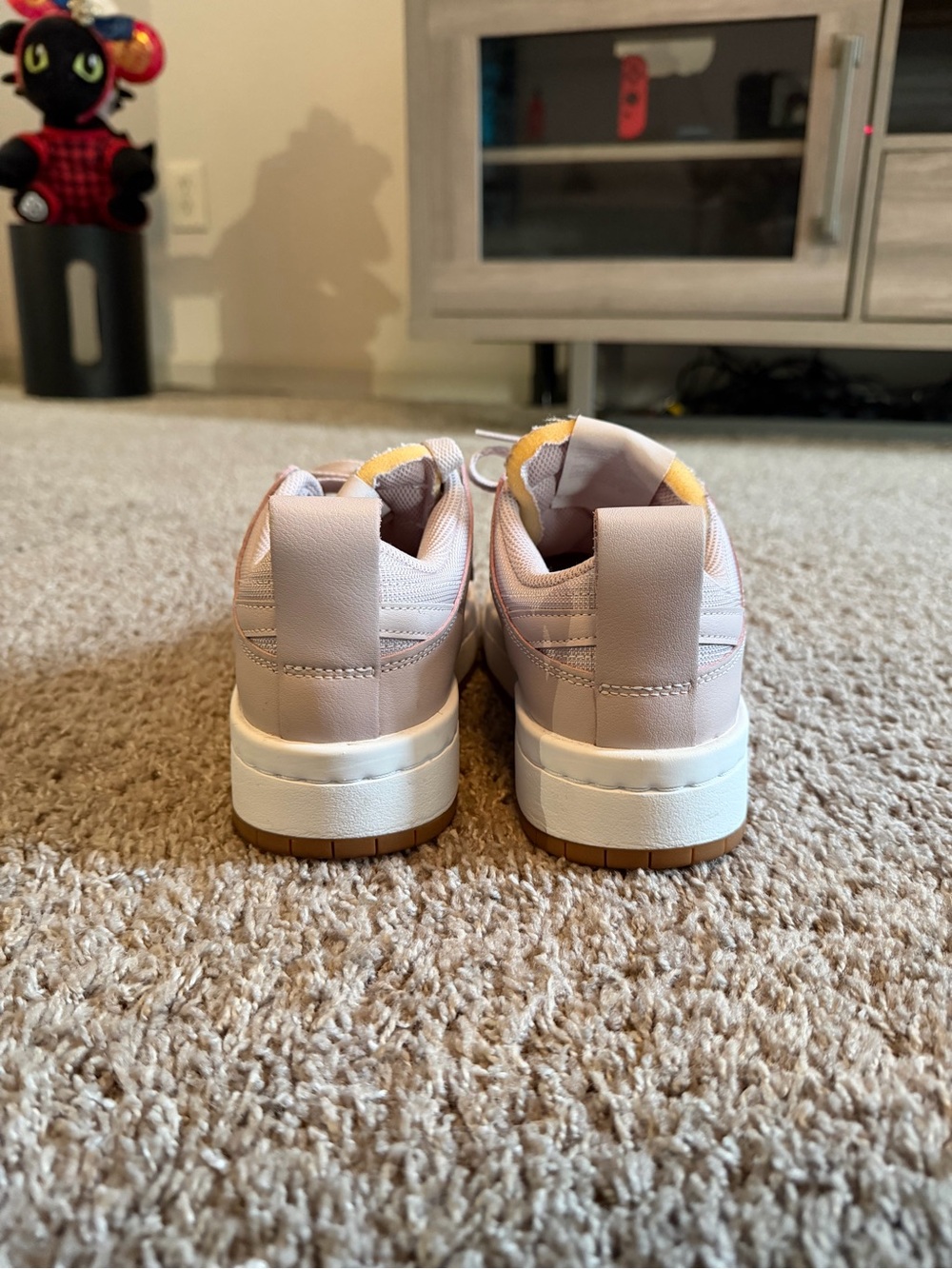 Nike Blush Pink Leather & Mesh Low-Top Sneakers - Picture 3 of 7